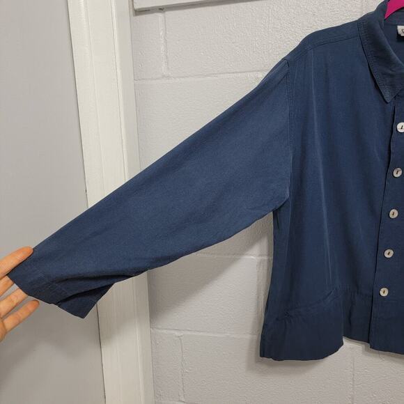Blue Silk Jacket - Picture 4 of 10